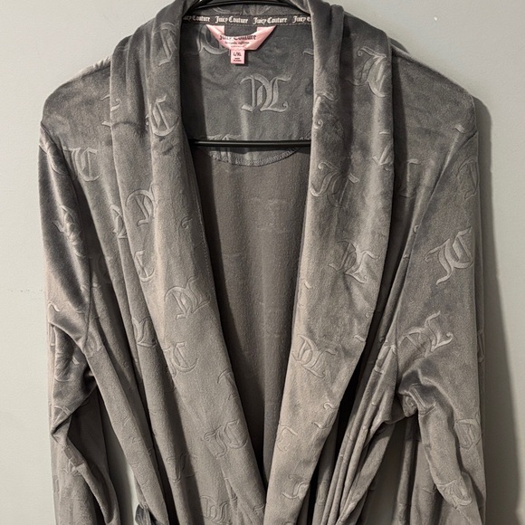 Juicy Couture Velour Plush Charcoal Gray Robe Quiet Luxury - Picture 2 of 6